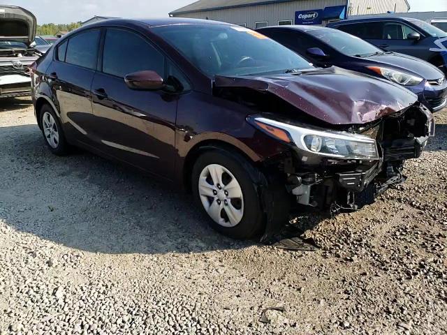 2017 Kia Forte Lx VIN: 3KPFK4A7XHE016071 Lot: 72008095