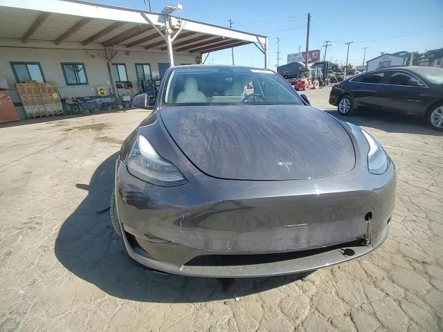 2020 Tesla Model Y VIN: 5YJYGDEE5LF020261 Lot: 70729315