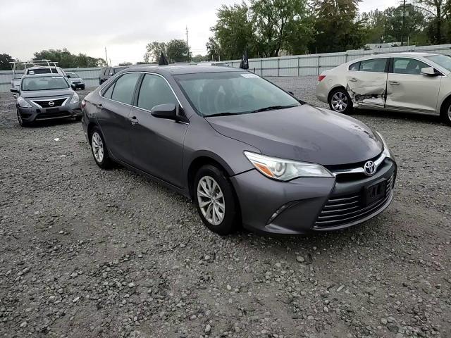 2015 Toyota Camry Le VIN: 4T4BF1FK7FR452259 Lot: 81074965