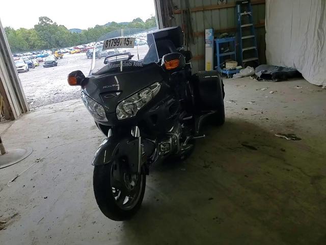 2010 Honda Gl1800 VIN: 1HFSC47G4AA901075 Lot: 81799745