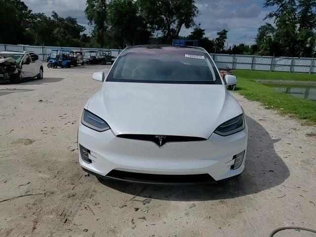 2018 Tesla Model X VIN: 5YJXCBE20JF103871 Lot: 70893545