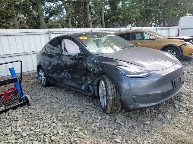 2023 Tesla Model Y VIN: 7SAYGAEE7PF843054 Lot: 71048165