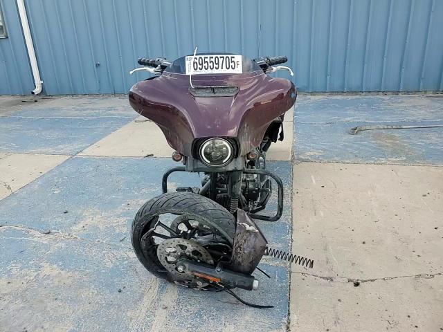 2018 Harley-Davidson Flhxs Street Glide Special VIN: 1HD1KRC19JB607199 Lot: 69559705
