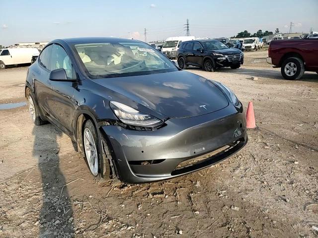 2021 Tesla Model Y VIN: 5YJYGDEE6MF085105 Lot: 70330765