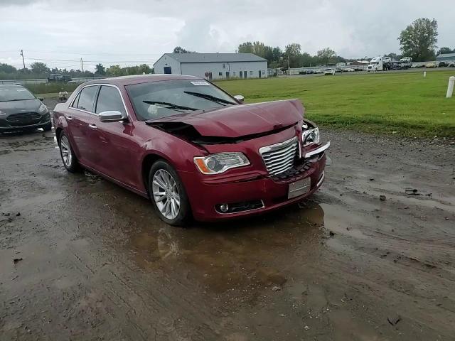 2013 Chrysler 300C VIN: 2C3CCAET6DH632388 Lot: 84001455