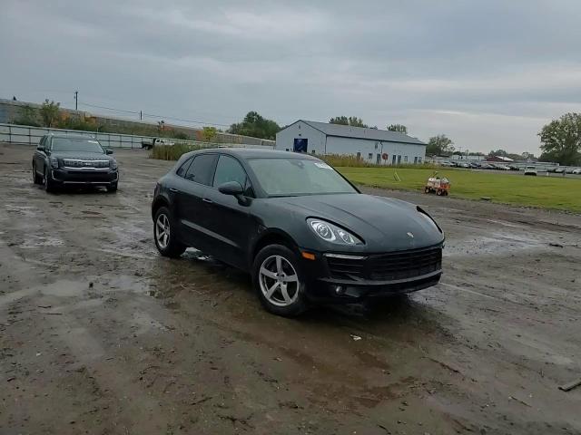 2018 Porsche Macan VIN: WP1AA2A57JLB13949 Lot: 81761615
