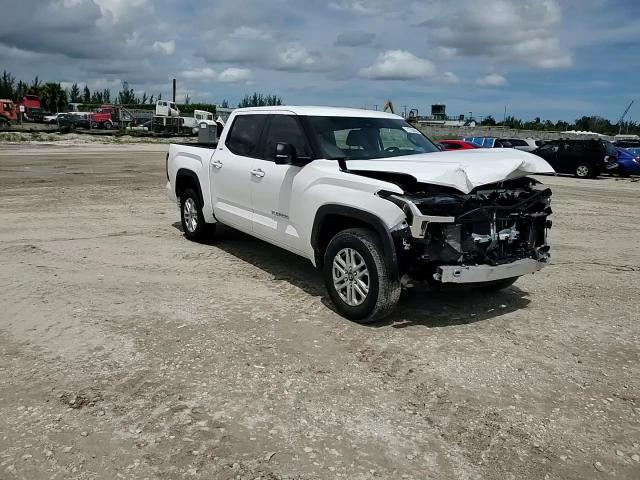 2025 Toyota Tundra Crewmax Sr VIN: 5TFLA5AB1SX049550 Lot: 71732845