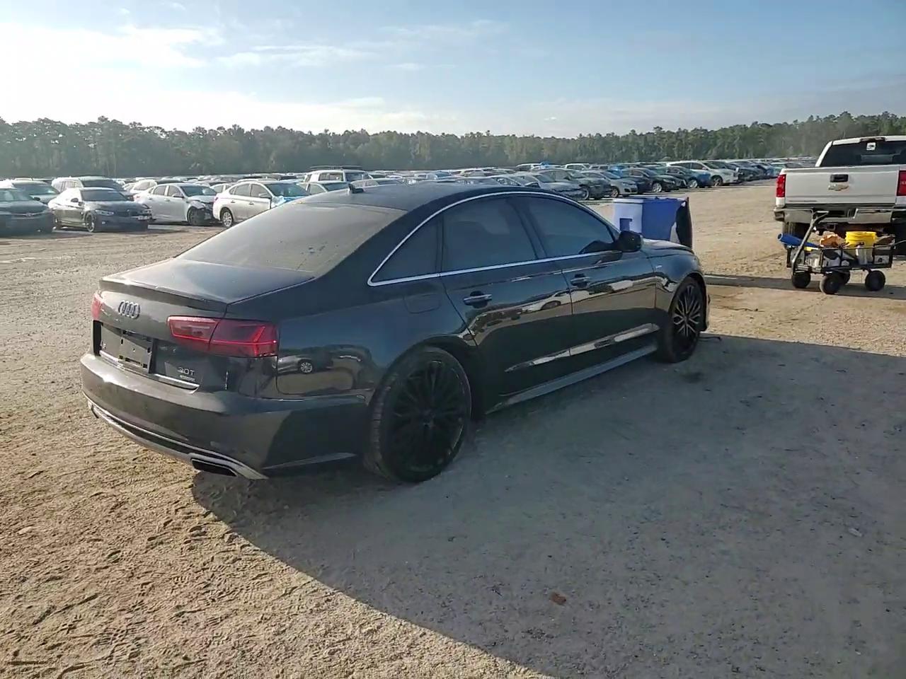 Фото: WAUFGAFC5GN193592