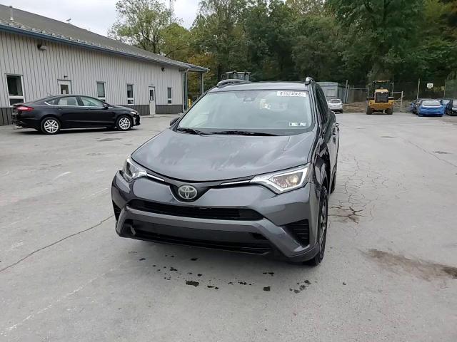 2017 Toyota Rav4 Le VIN: JTMBFREV4HJ133902 Lot: 81624665