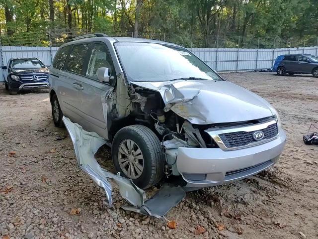 2011 Kia Sedona Lx VIN: KNDMG4C71B6388160 Lot: 81645635