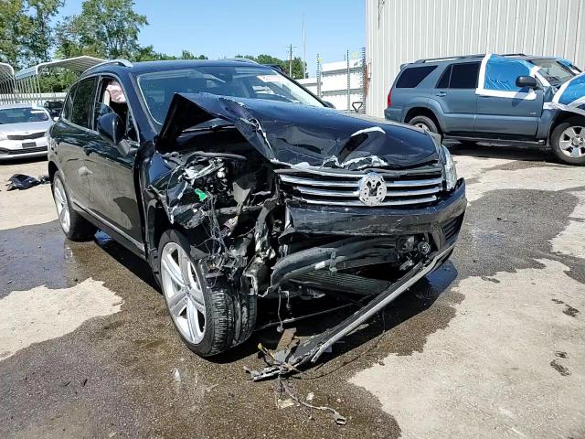 2016 Volkswagen Touareg Sport VIN: WVGEF9BP2GD012359 Lot: 80117145