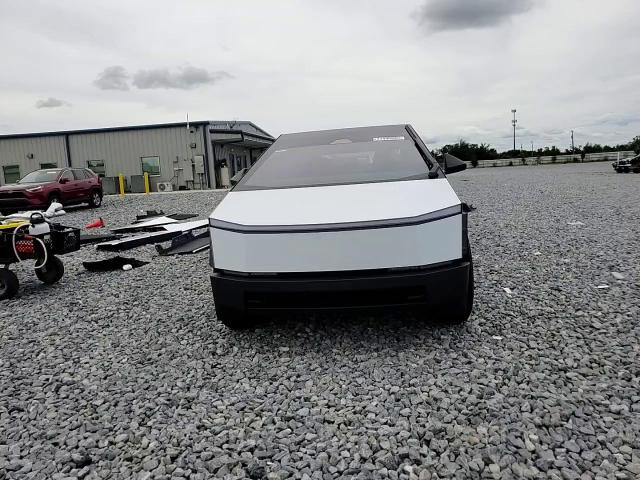 2024 Tesla Cybertruck VIN: 7G2CEHED0RA046803 Lot: 71496845