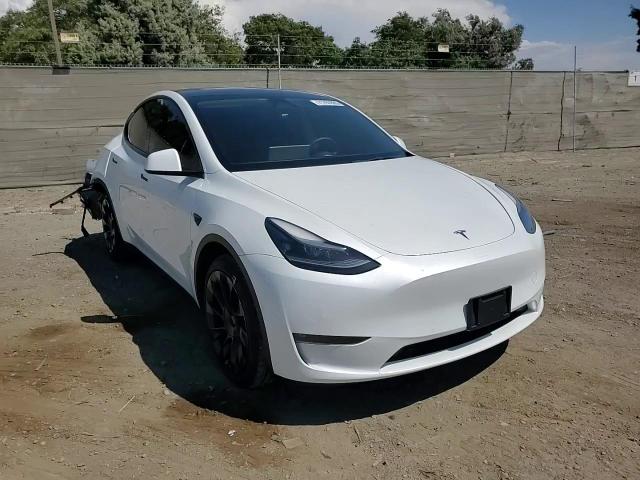 2022 Tesla Model Y VIN: 7SAYGAEE3NF515885 Lot: 71797855