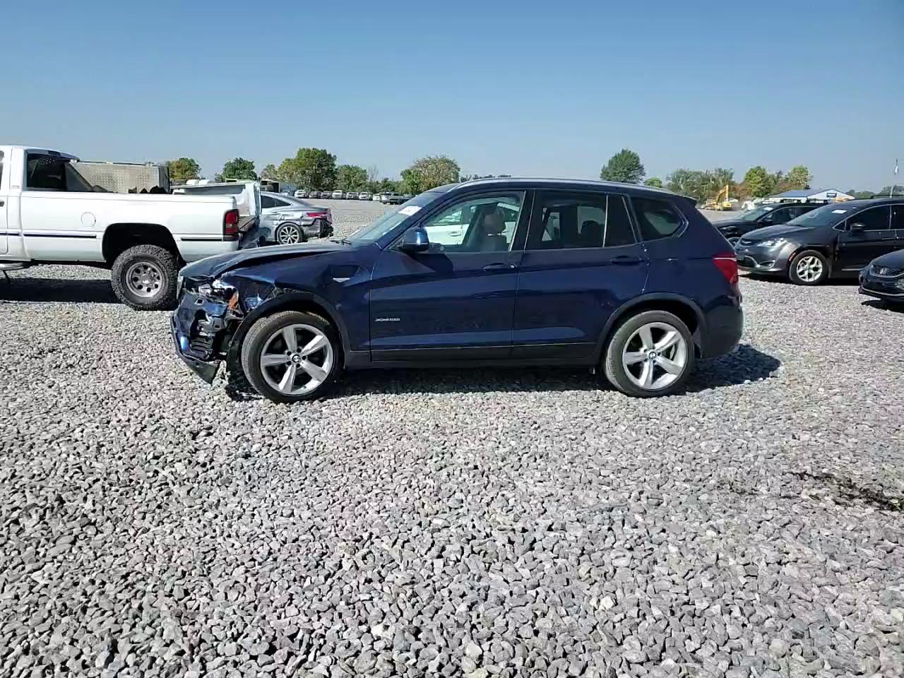 Фото: 5UXWX9C32H0W68960