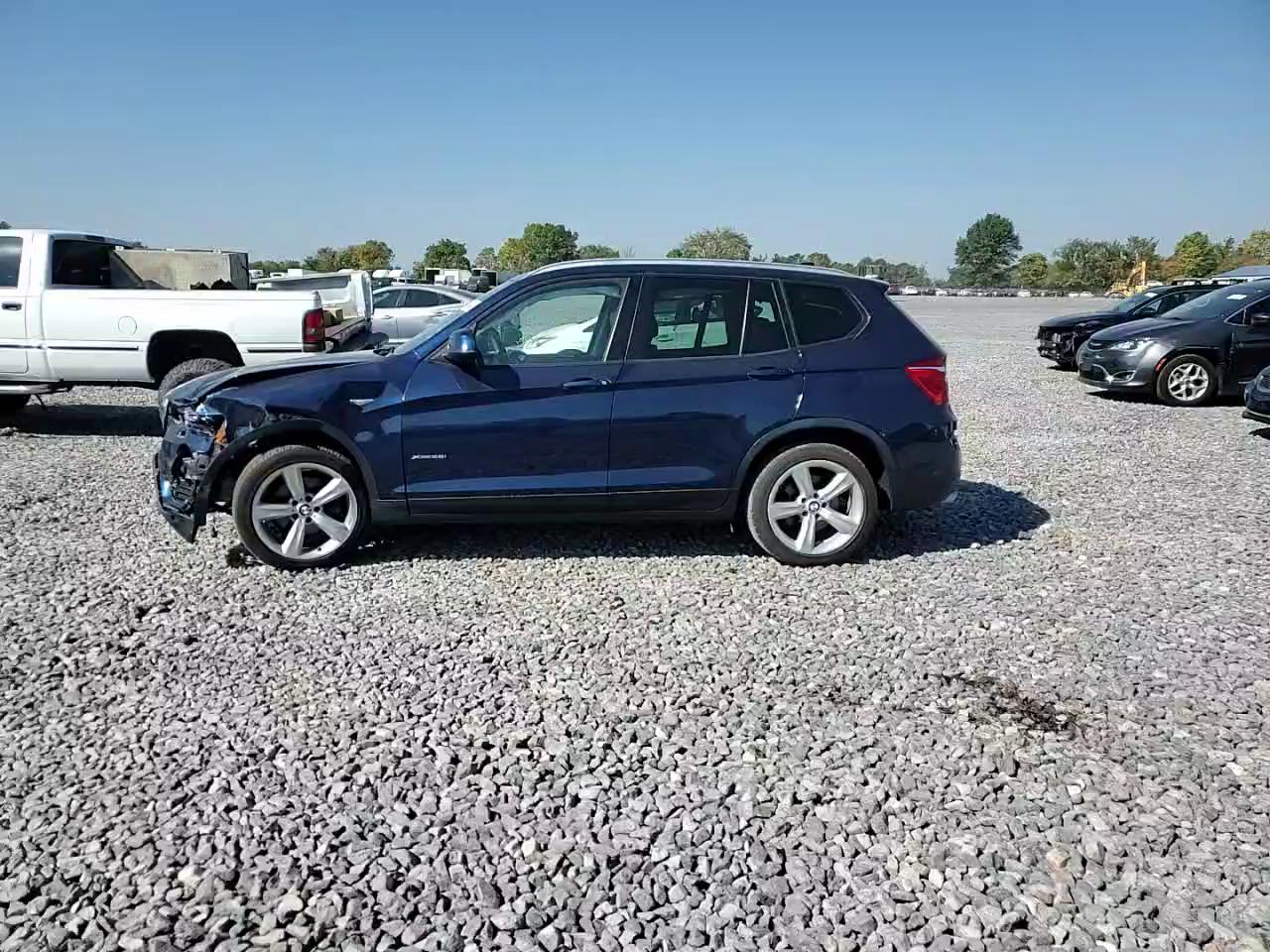 Фото: 5UXWX9C32H0W68960