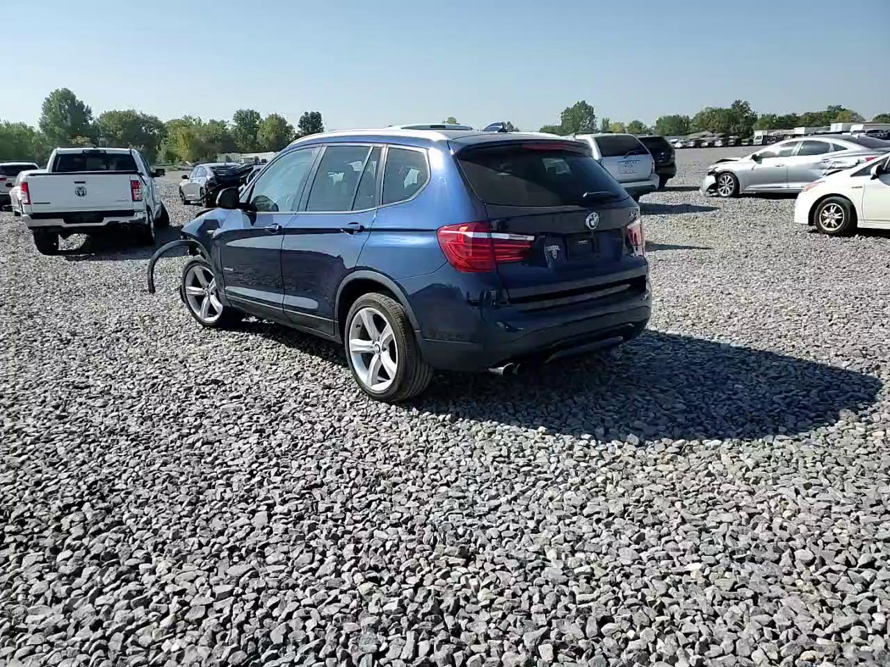 Фото: 5UXWX9C32H0W68960