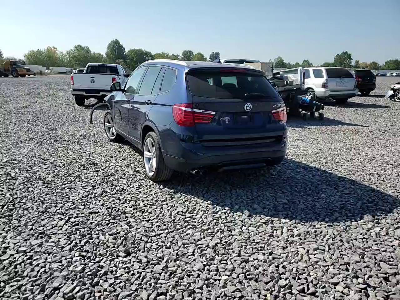 Фото: 5UXWX9C32H0W68960