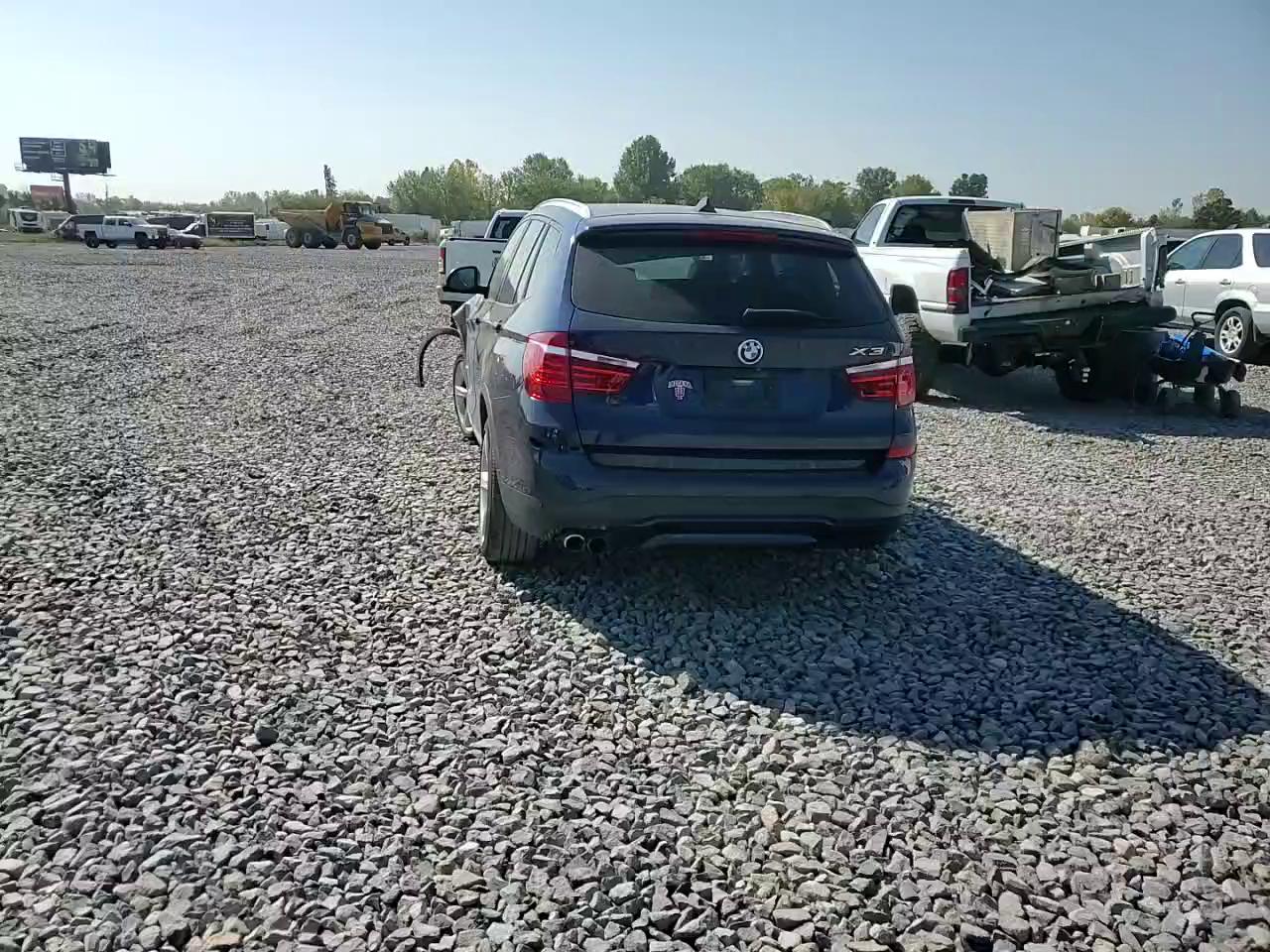 Фото: 5UXWX9C32H0W68960