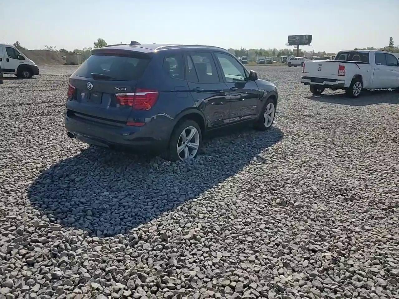 Фото: 5UXWX9C32H0W68960