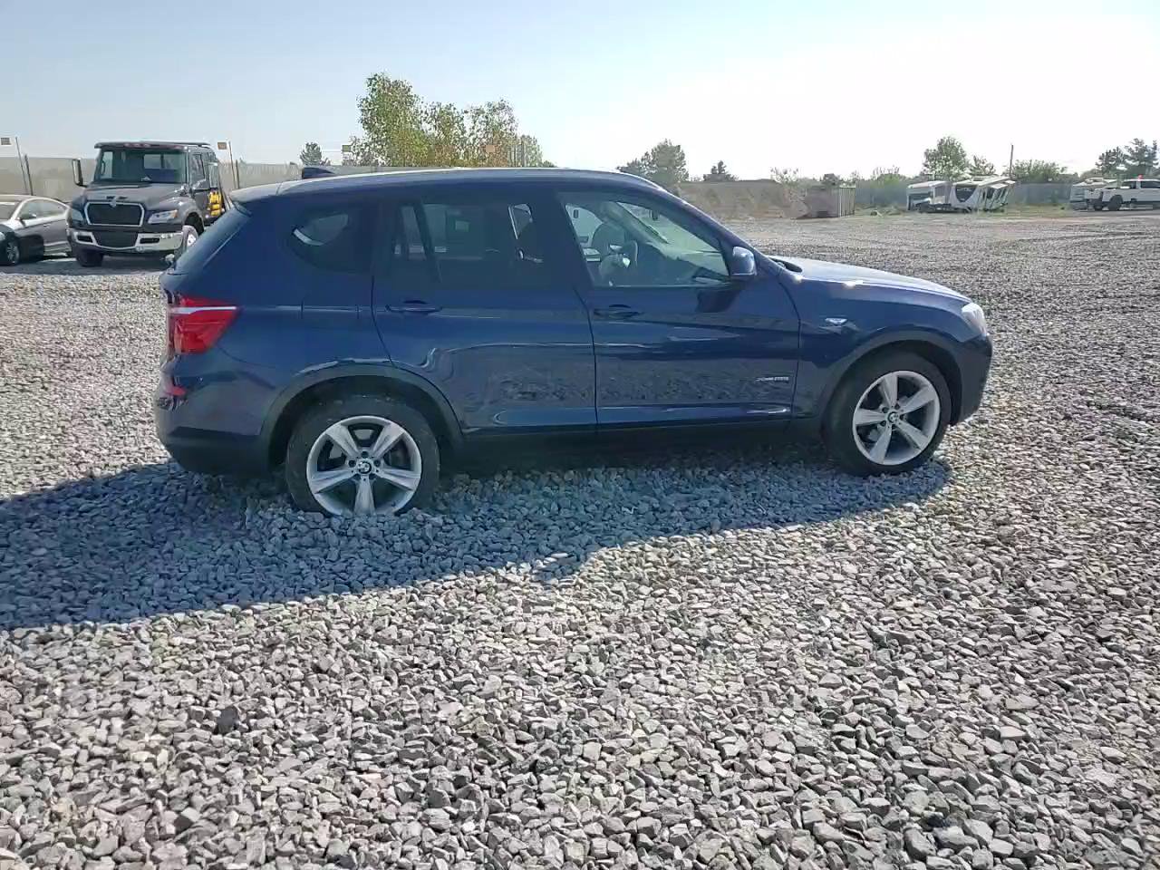 Фото: 5UXWX9C32H0W68960