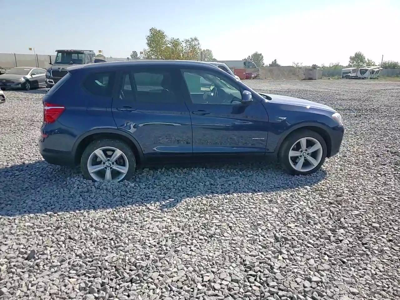 Фото: 5UXWX9C32H0W68960