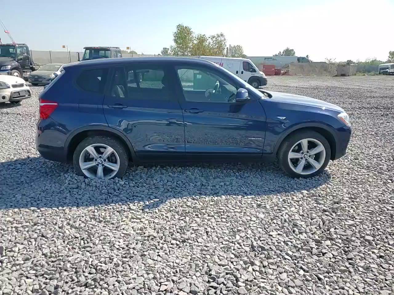 Фото: 5UXWX9C32H0W68960