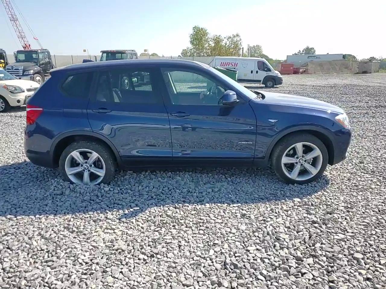 Фото: 5UXWX9C32H0W68960