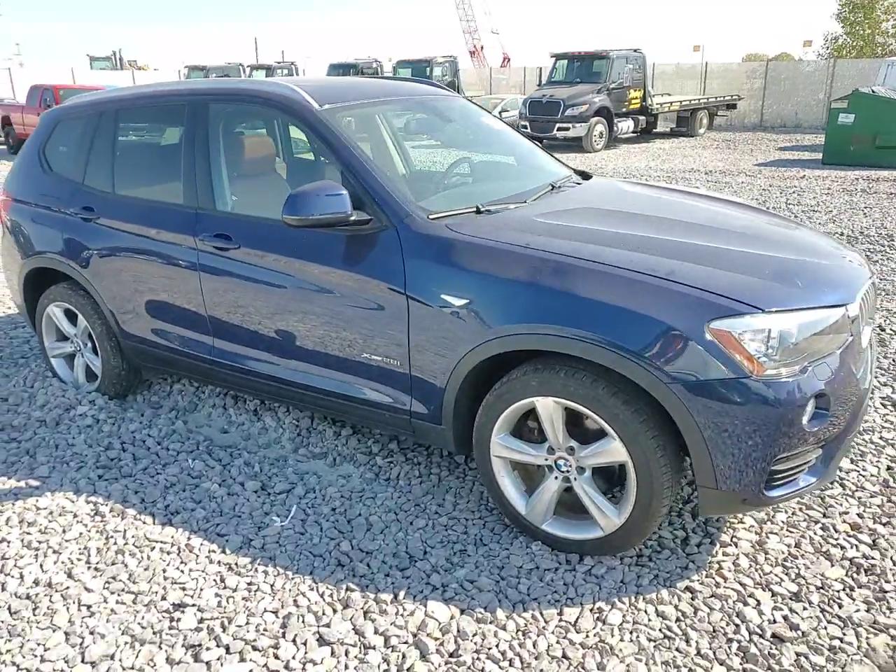 Фото: 5UXWX9C32H0W68960