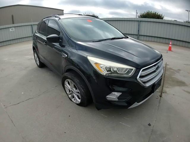 2017 Ford Escape Se VIN: 1FMCU9G96HUC17613 Lot: 81739675