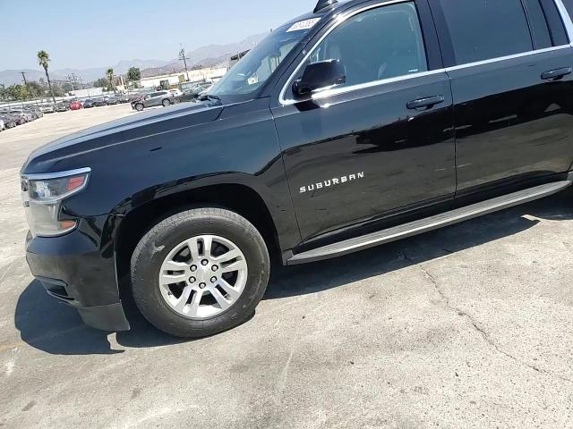 2019 Chevrolet Suburban K1500 Lt VIN: 1GNSKHKCXKR361282 Lot: 80812365
