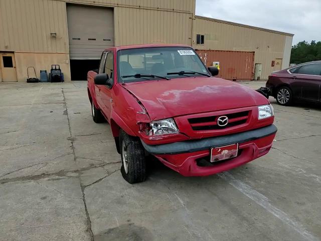 2003 Mazda B3000 Cab Plus VIN: 4F4YR16U43TM20220 Lot: 81963265