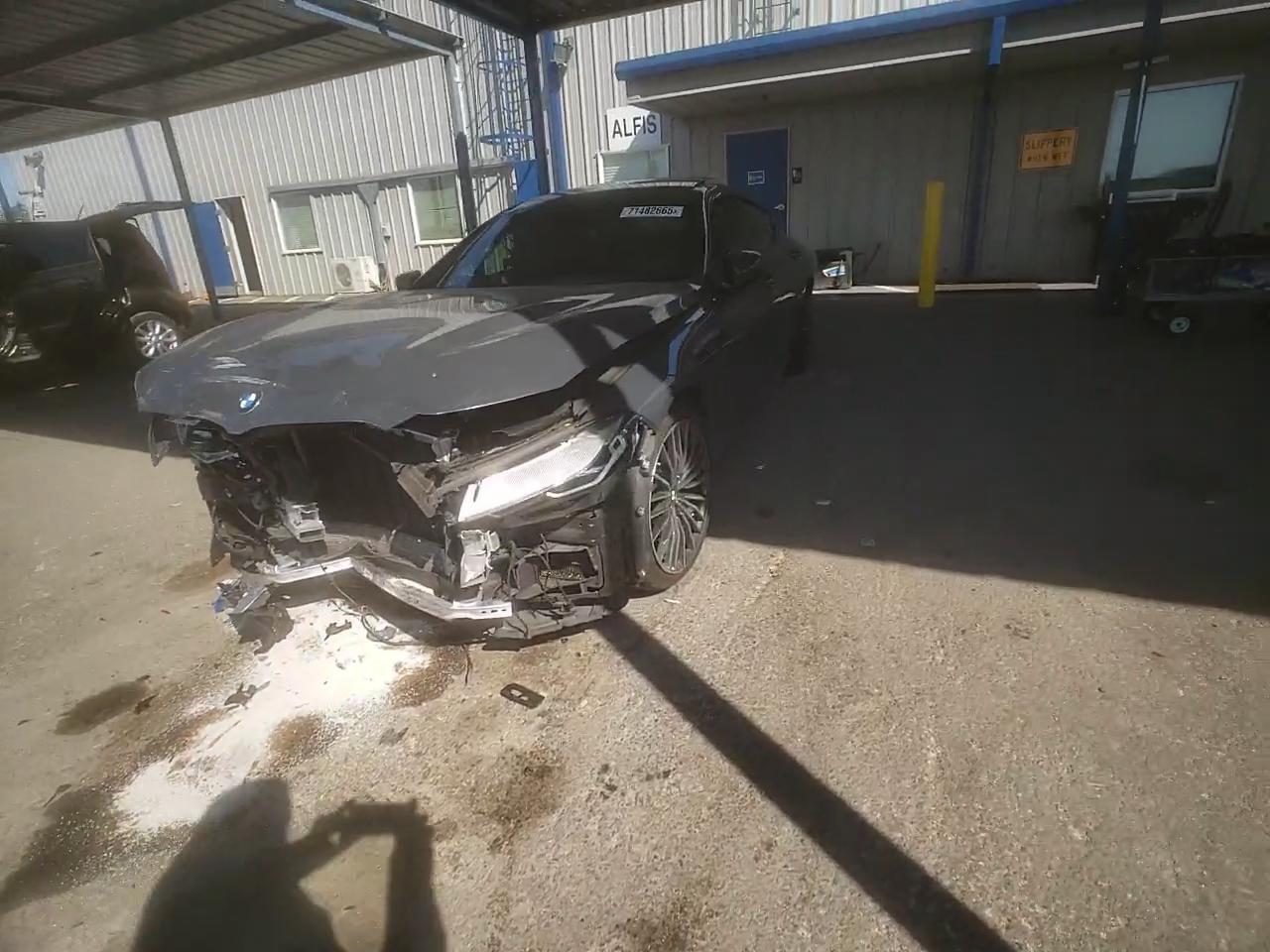 Фото: WBAGV2C02LCD29745