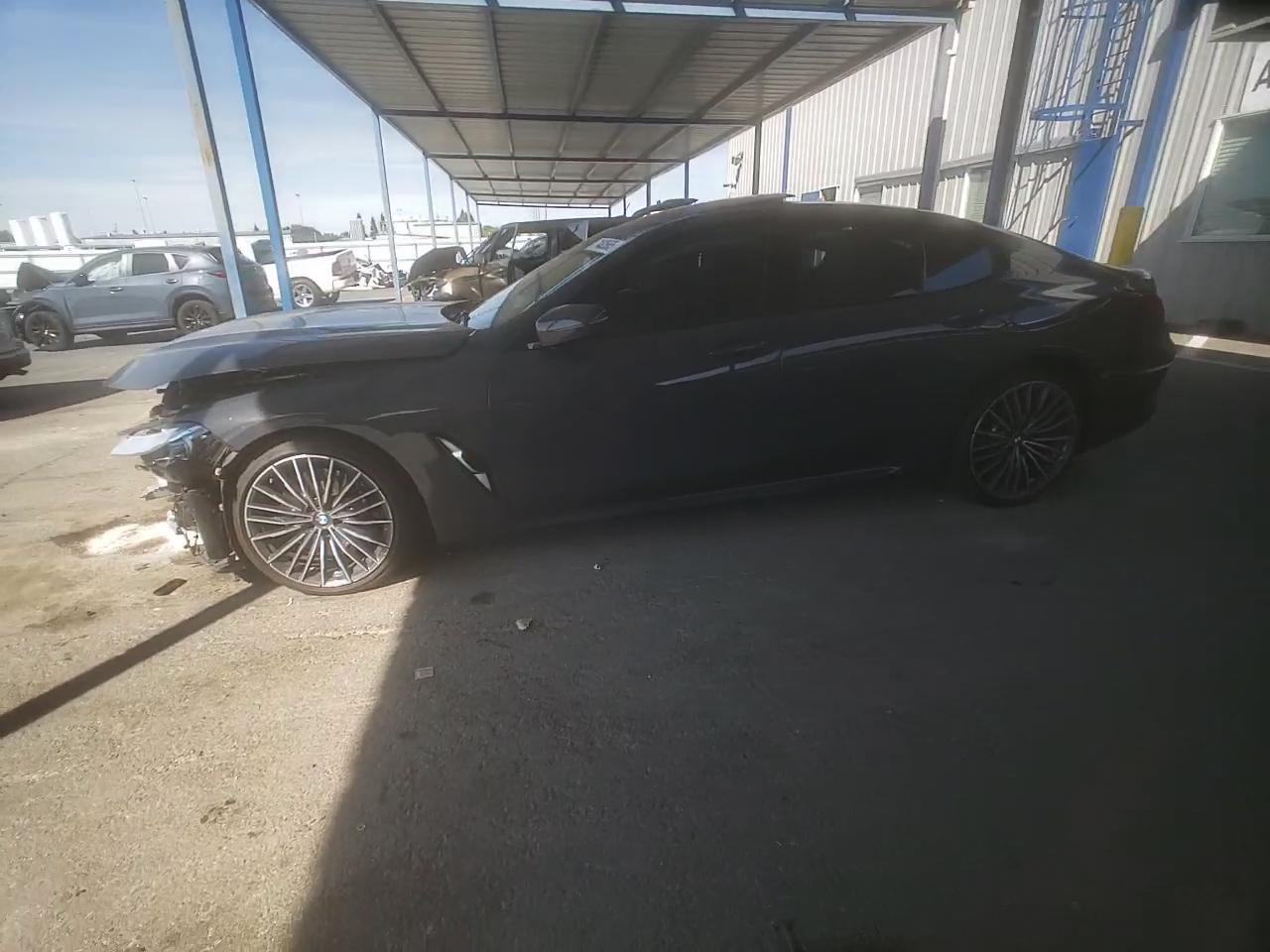 Фото: WBAGV2C02LCD29745