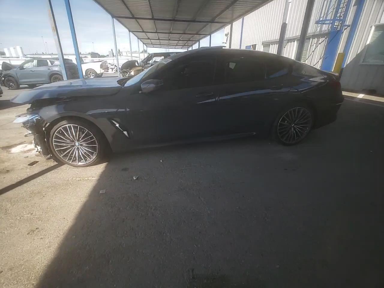 Фото: WBAGV2C02LCD29745