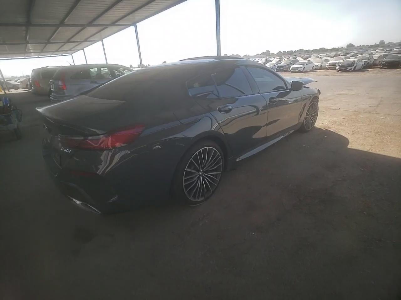 Фото: WBAGV2C02LCD29745