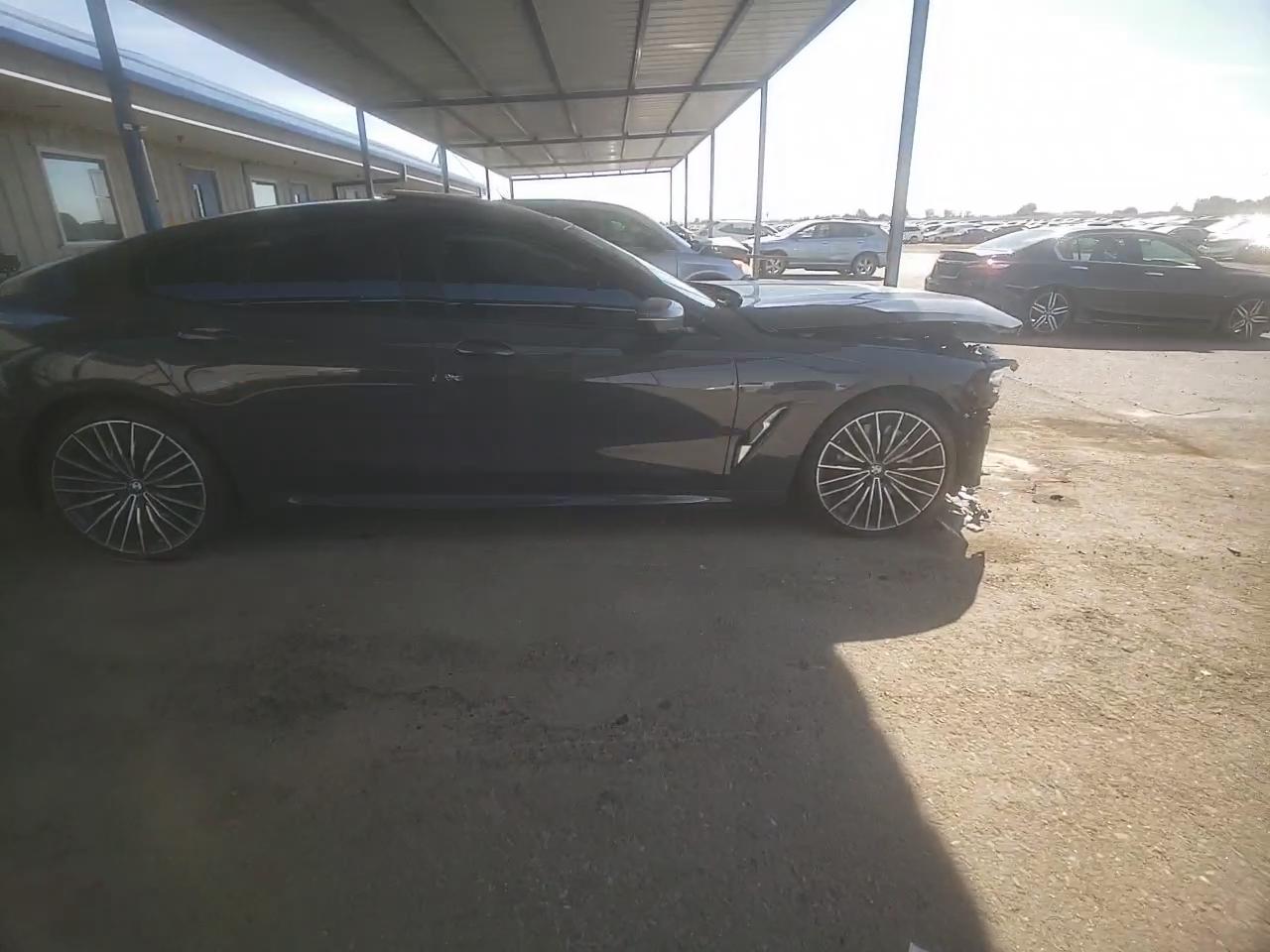 Фото: WBAGV2C02LCD29745