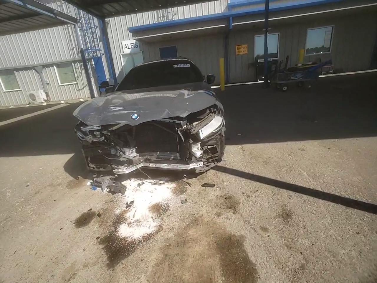 Фото: WBAGV2C02LCD29745