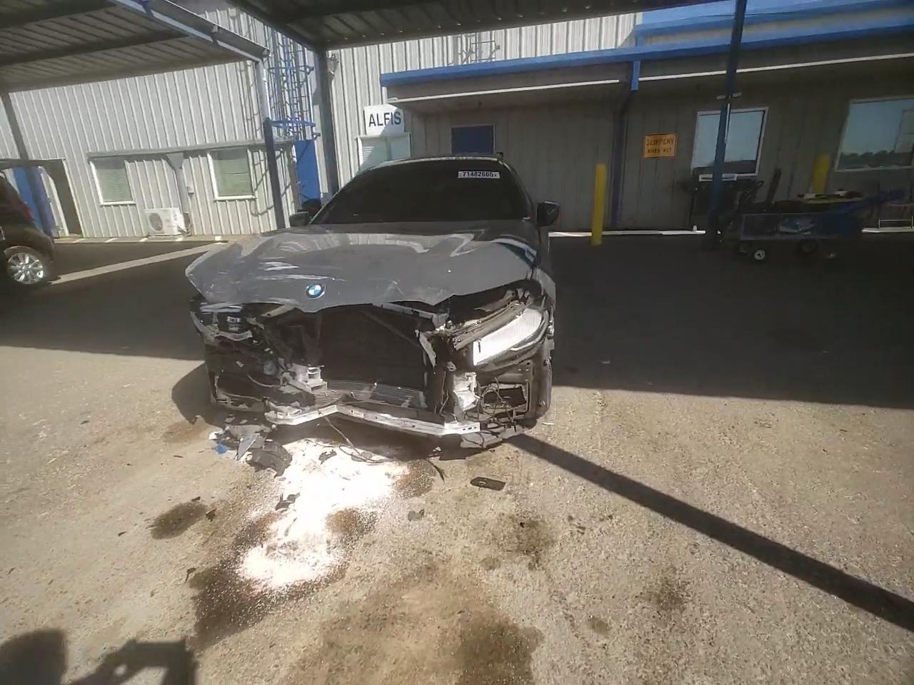 Фото: WBAGV2C02LCD29745