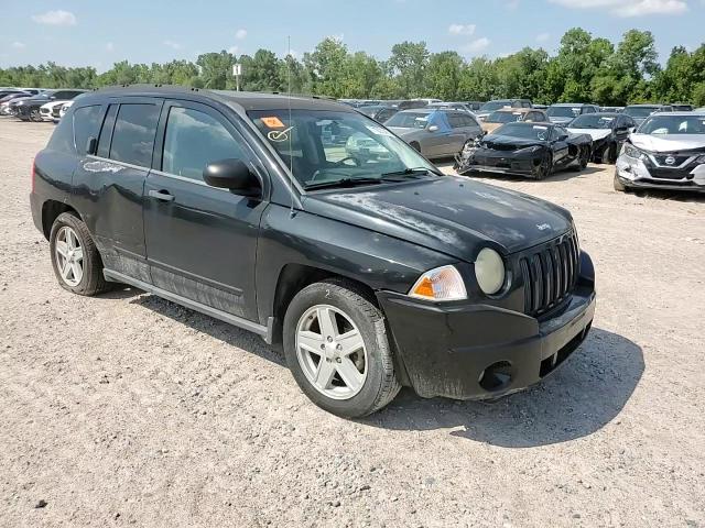 2008 Jeep Compass Sport VIN: 1J8FT47W18D741841 Lot: 71037345