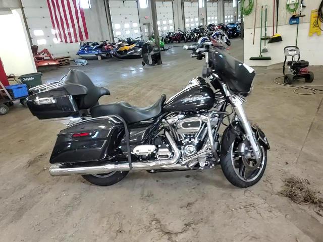 2018 Harley-Davidson Flhx Street Glide VIN: 1HD1KBC14JB668273 Lot: 90671805