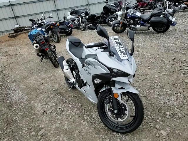 2025 Kawasaki Ex500 VIN: ML5EXGG12SDA69449 Lot: 81054445