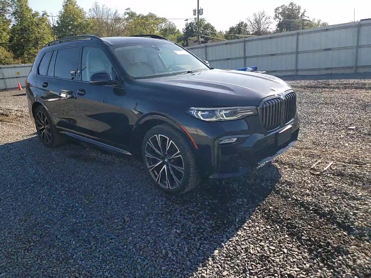 Фото: 5UXCX6C00L9C63422