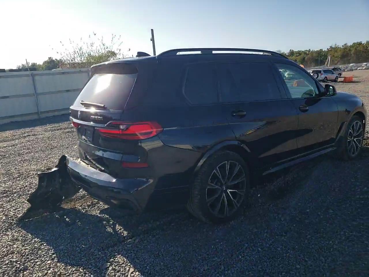 Фото: 5UXCX6C00L9C63422