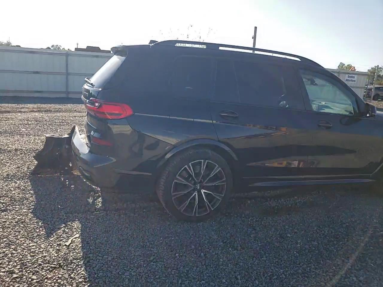 Фото: 5UXCX6C00L9C63422