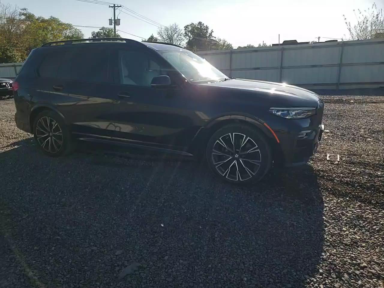 Фото: 5UXCX6C00L9C63422