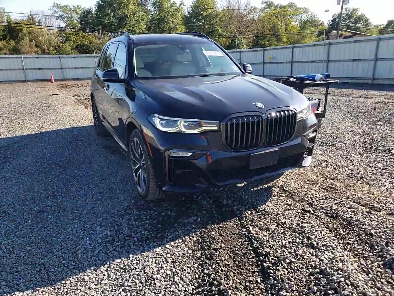 Фото: 5UXCX6C00L9C63422