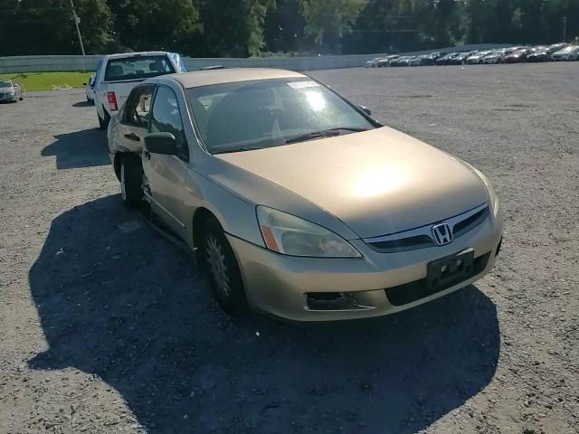 2006 Honda Accord Value VIN: 1HGCM56106A171043 Lot: 72065445