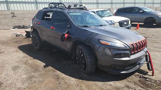 2018 Jeep Cherokee Latitude VIN: 1C4PJLCBXJD589000 Lot: 71270375