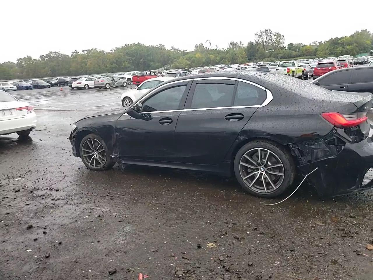 Фото: 3MW5R7J01L8B22599