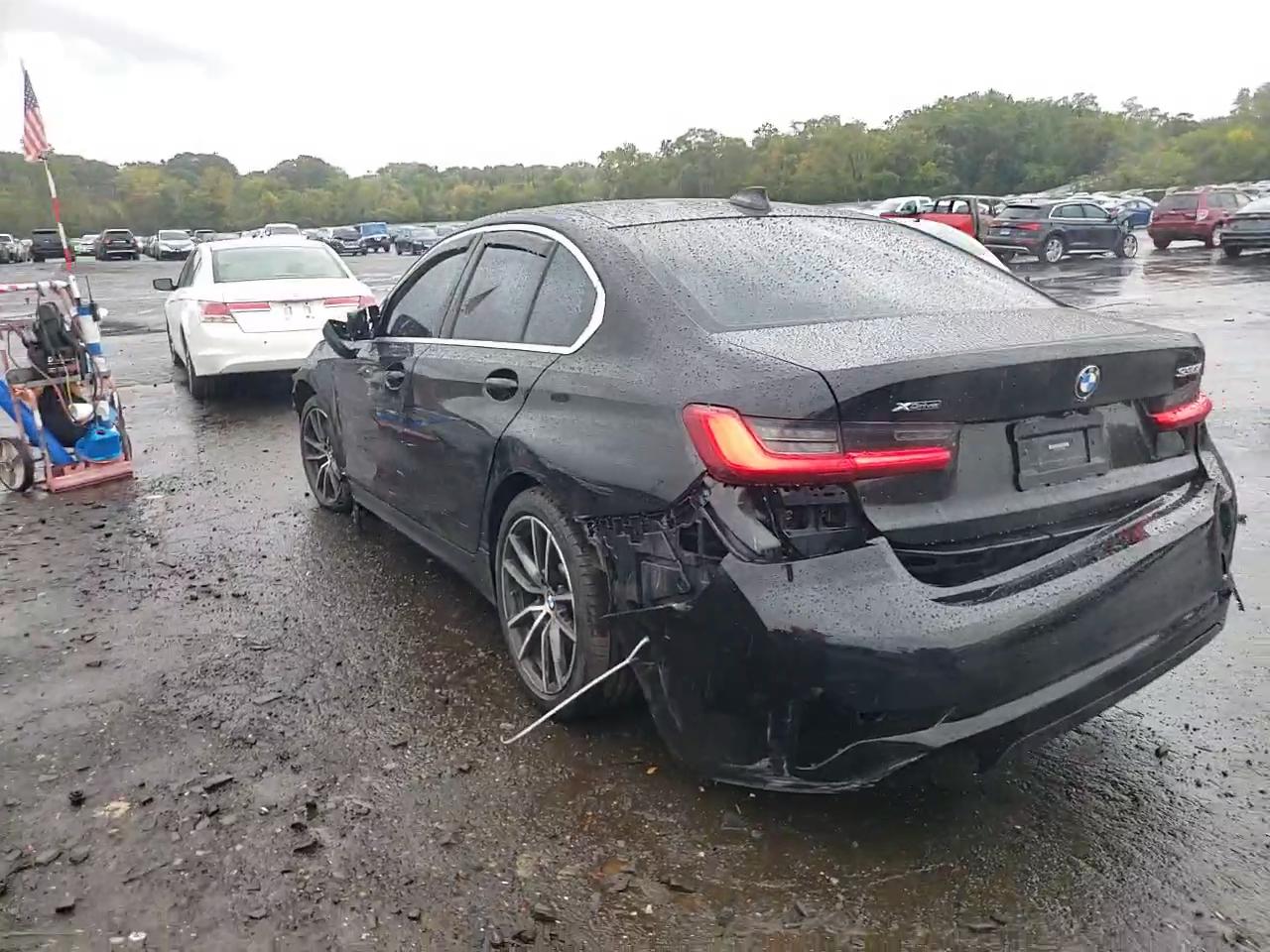 Фото: 3MW5R7J01L8B22599